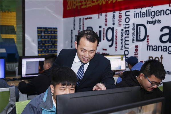 男生初中畢業(yè)可以學什么?哪些<a href=http://njxh.cn target=_blank class=infotextkey>專業(yè)</a>就業(yè)好？